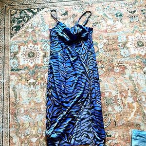 CUTE BLUE MIDI DRESS